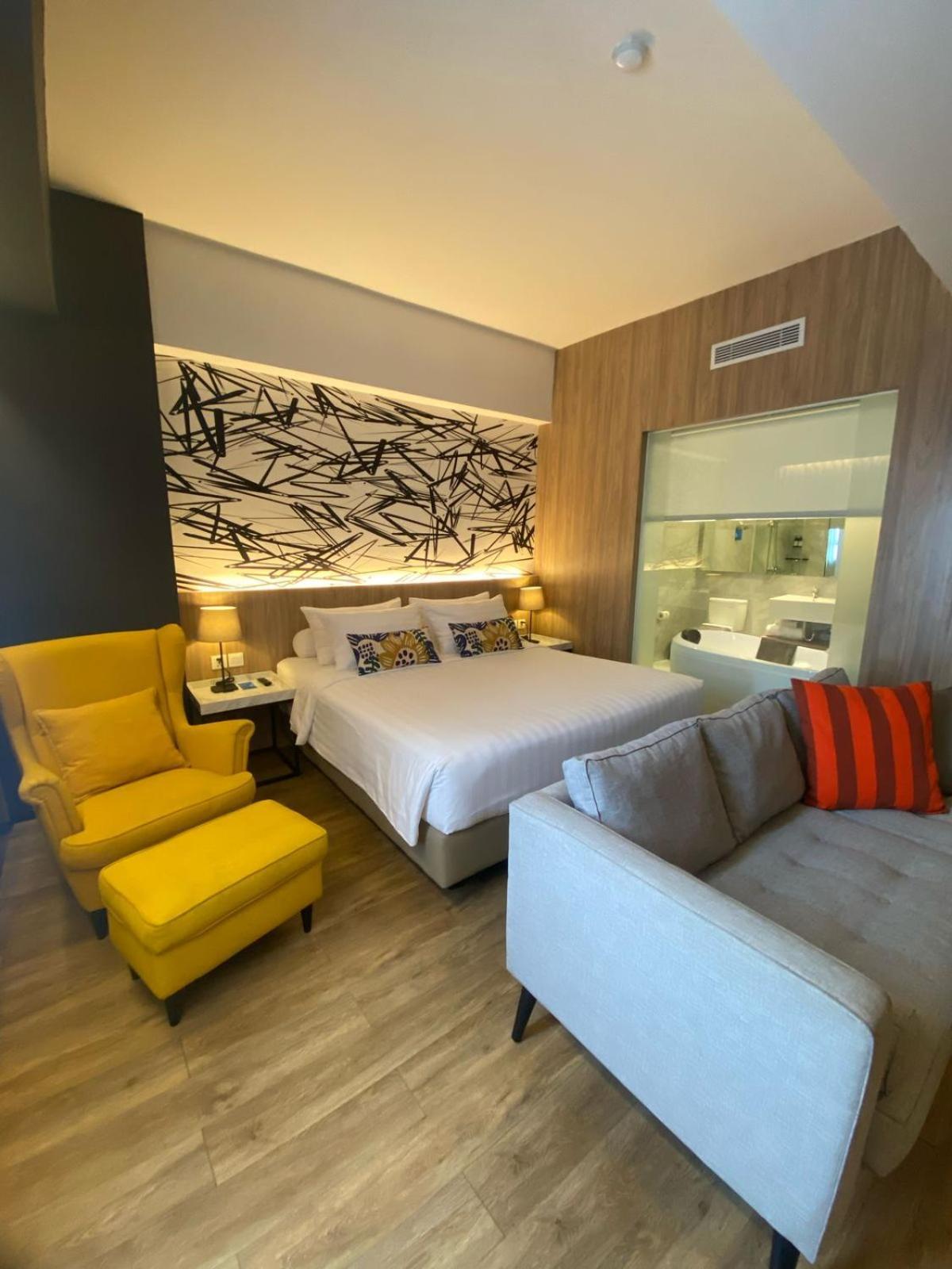 The Zuri Dumai Hotell Exteriör bild