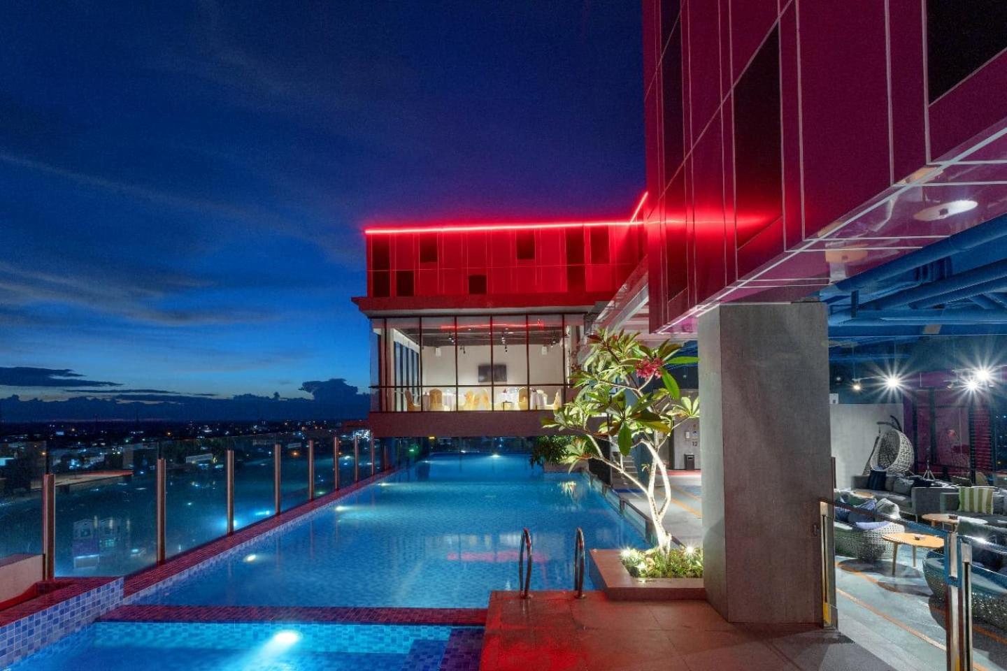 The Zuri Dumai Hotell Exteriör bild